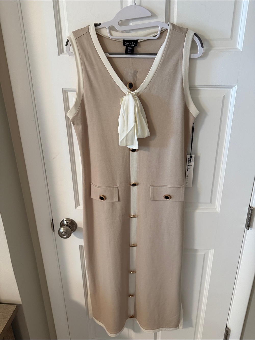 NWT Nicole Miller New York V-Neck Knit Midi Dress with Bow Accent Cream/Beige M
